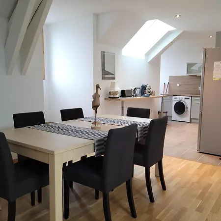 Confortable Avec Piscine Partagee A Hauterives - Fr-1-489-203 Hauterive (Allier)